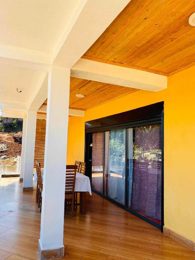 Villa Myakatra Hell-Ville Exteriér fotografie